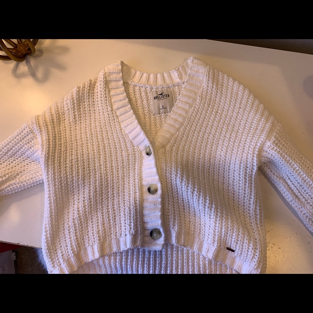 Hollister sweater